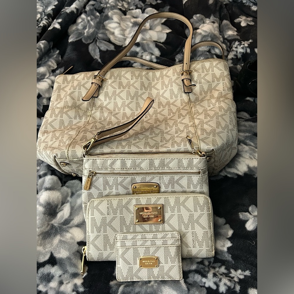 Michael Kors tote bag with accessories
